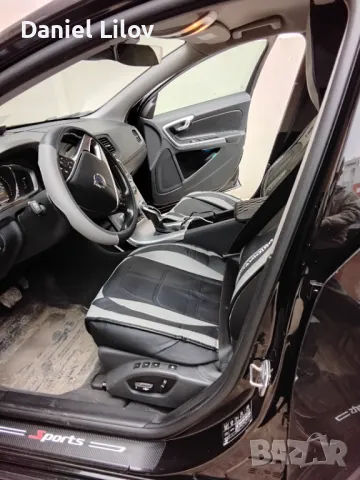 VOLVO V60 D4  Cross Country 4x4, снимка 3 - Автомобили и джипове - 48932300