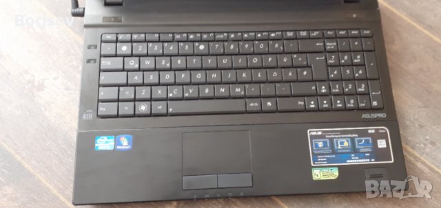 Продавам  лаптопAsus B53E - i3 , снимка 2 - Лаптопи за дома - 33211460