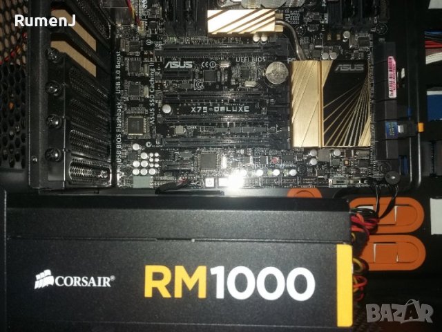 Продавам компютър ASUS X79 Deluxe, 4ядрен i7-3820,16GB RAM, Sapphire R9 290Tri-X, SSD 250GB+1TB HDD, снимка 2 - Геймърски - 36721636