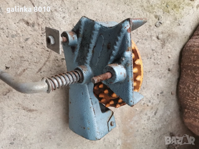 Стара роначка за  царевица, снимка 2 - Антикварни и старинни предмети - 53463061