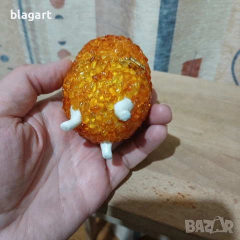 Яйце-порцелан с кехлибар, снимка 2 - Антикварни и старинни предмети - 53569207