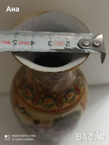 Красива порцеланова ваза , снимка 3 - Вази - 39271717