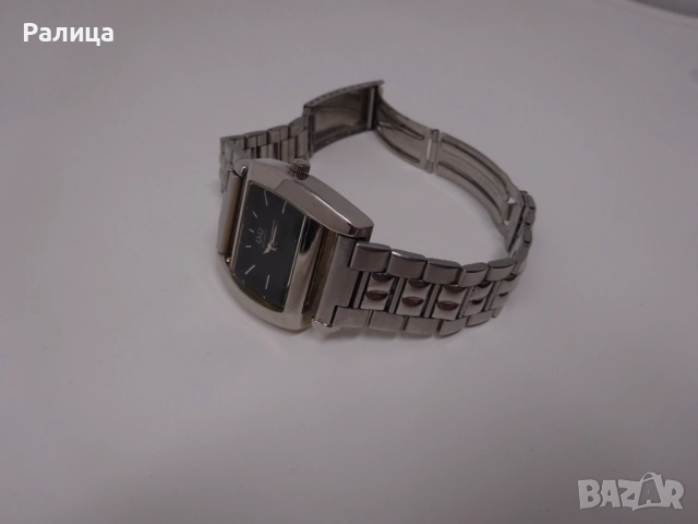 Кварцов дамски часовник Q&Q, снимка 3 - Дамски - 52583683