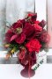 Композиция  червени рози и магнолия от кадифе, снимка 1 - Романтични подаръци - 39407630