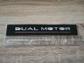 Tesla Dual Motor сребристо с червено надпис, снимка 2