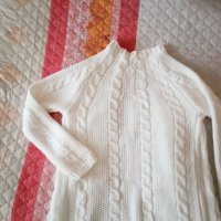 Красива бяла блуза , снимка 1 - Блузи с дълъг ръкав и пуловери - 38788435