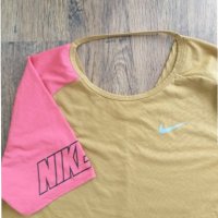 Nike - страхотна дамска тениска, снимка 4 - Тениски - 33634441
