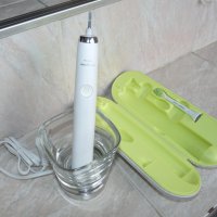 Philips Sonicare Diamond clean 9340- ел. четка за зъби, снимка 4 - Друга електроника - 43611902