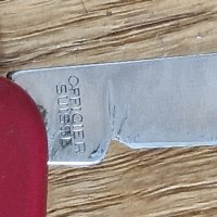 Швейцарско ножче VICTORINOX , снимка 3 - Ножове - 44127485