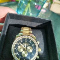 Продавам часовник , снимка 2 - Мъжки - 43695646