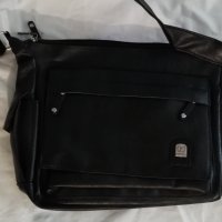 Малка черна чанта с презрамка, снимка 1 - Чанти - 32332390