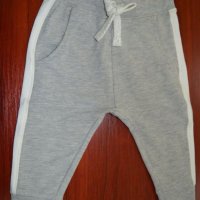 Английско спортно панталонче-NEXT, снимка 1 - Панталони и долнища за бебе - 27106434