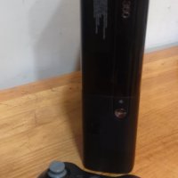 Xbox 360 E , снимка 2 - Xbox конзоли - 36600718