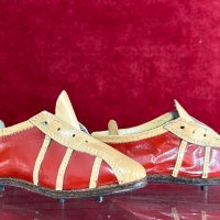 Старинен сувенир - ръчно изработен модел на обувки, снимка 3 - Колекции - 44080354