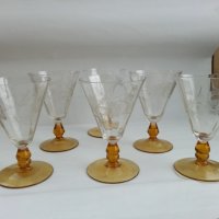 Ретро стъклени чаши гравирани , снимка 1 - Антикварни и старинни предмети - 37552715