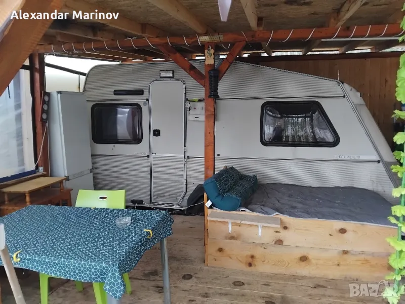 Каравана с навес на язовир Искър , снимка 1