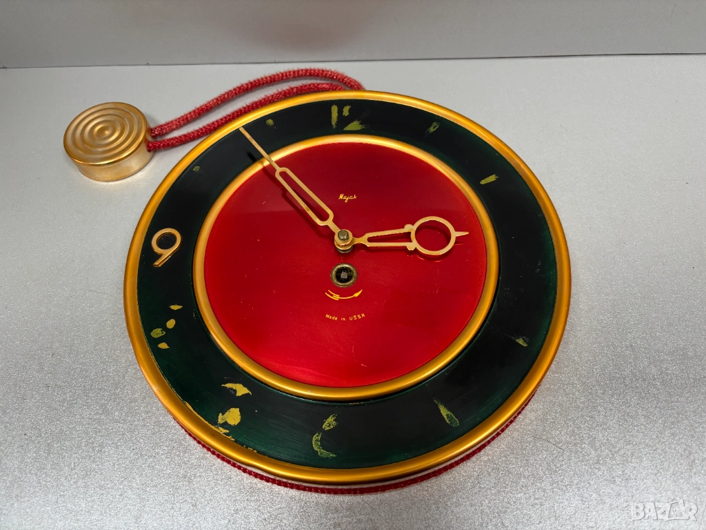 Механичен стенен часовник "Маяк" (Majak), СССР, снимка 1