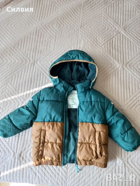 Детско зимно яке за момче H&M, размер 92, с качулка, в зелено и кафяво. Много запазено, снимка 1