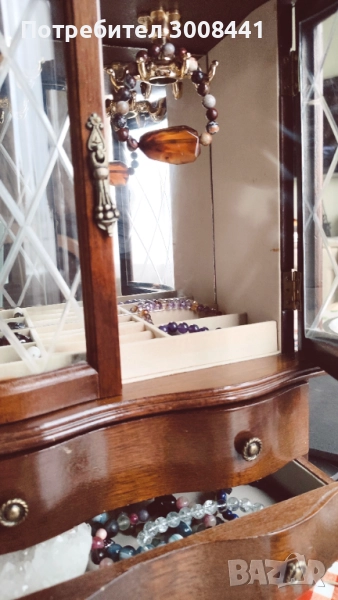 ГРИВНА ОТ АХАТ ЩАСТЛИВИ /ЛУДИ/ ДАНТЕЛИ, снимка 1