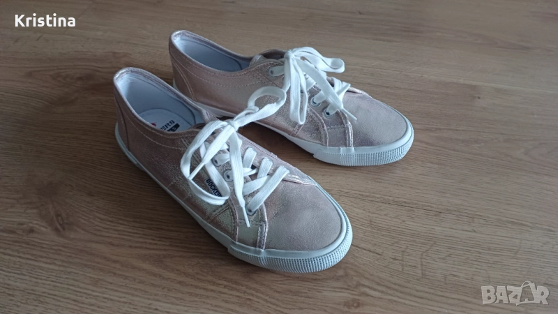 НОВИ! Дамски кецове, снимка 1