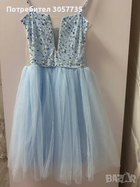 Продавам рокля, снимка 1