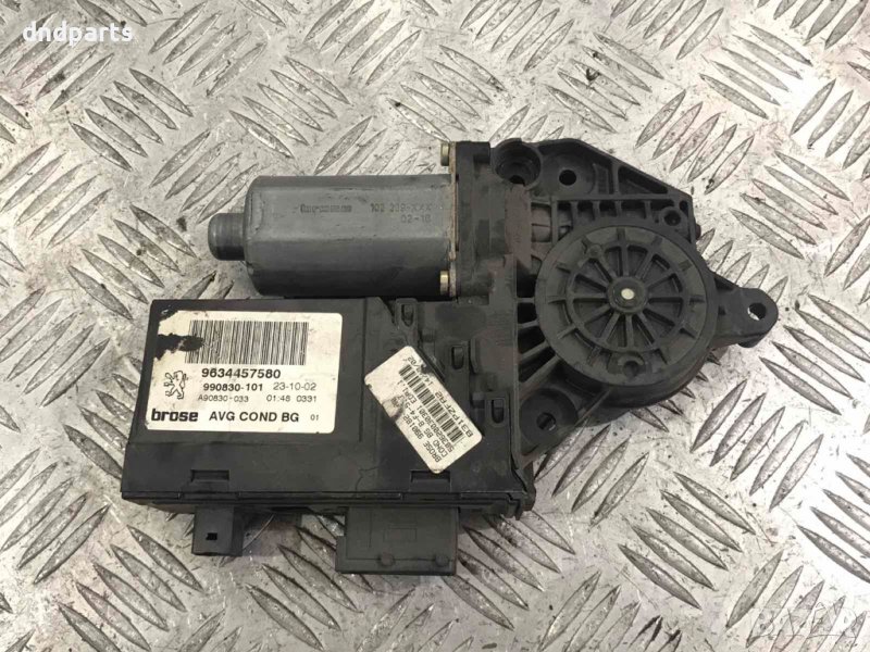 Преден ляво моторче стъклоповдигач Peugeot 307,2002г., снимка 1