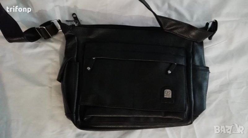 Малка черна чанта с презрамка, снимка 1