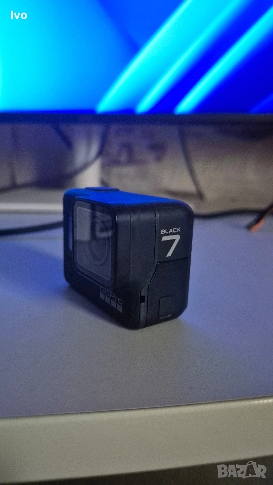 GoPro Hero 7 Black + допълнителна батеиря и челник GoPro, снимка 1