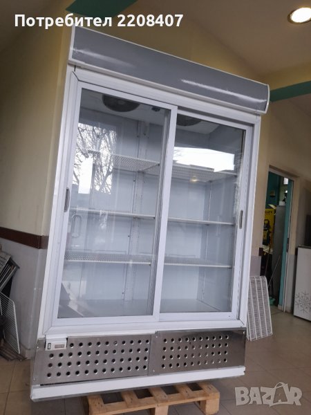 Хладилна витрина, снимка 1