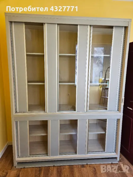 Библиотека с плъзгащи врати с размери 227 см височина / 173 см дължина / 45 см широчина, снимка 1