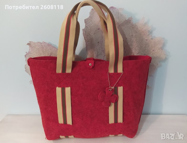 Червена зимна чанта – филц, голяма, снимка 1