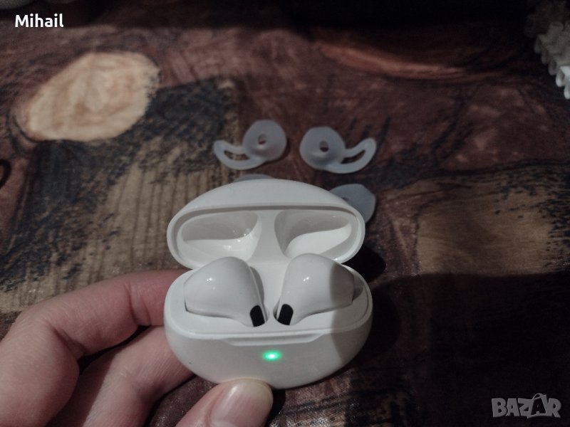 Безжични bluetooth слушалки в стил Airpods, снимка 1