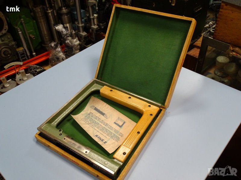 Нивелир машинен KINEX 300x300 mm, снимка 1