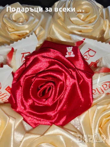 Сърце със сатенени рози и лакомства , снимка 4 - Други - 53318148