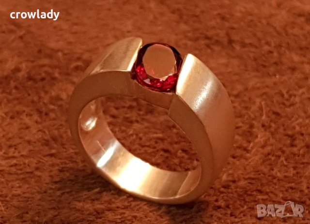 Стилен Пръстен сребърен с гранат Англия сатен сребро, снимка 5 - Пръстени - 43063858