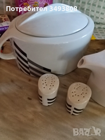 Сервиз от социализма от порцелан , снимка 3 - Сервизи - 51775900