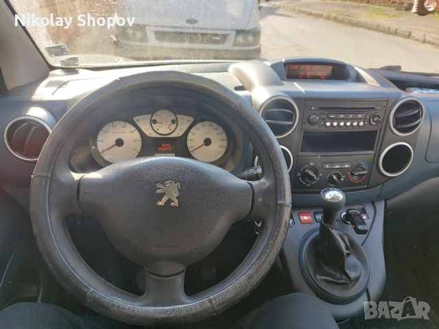 Продавам Пежо Партнер, снимка 9 - Автомобили и джипове - 53066005