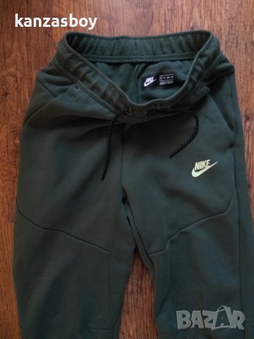 Nike Sportswear Tech Fleece Joggers - страхотно мъжко долнище КАТО НОВО ХС, снимка 8 - Спортни дрехи, екипи - 44005536