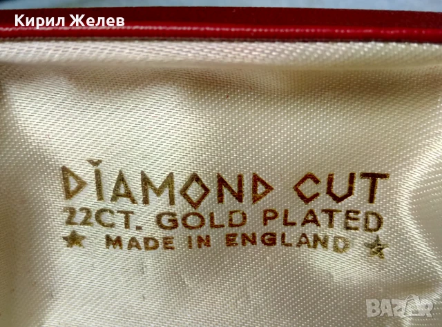 DIAMOND CUT 22CT. GOLD PLATED MADE in ENGLAND Старинни ЕМАЙЛИРАНИ ПОЗЛАТЕНИ БУТОНЕЛИ CYPRUS 33120, снимка 2 - Антикварни и старинни предмети - 51371681