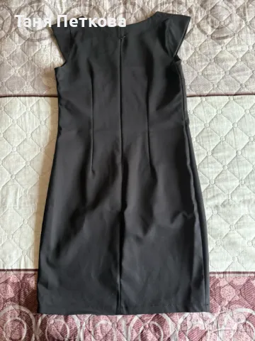 Изчистена дамска черна рокля , снимка 3 - Рокли - 49748998