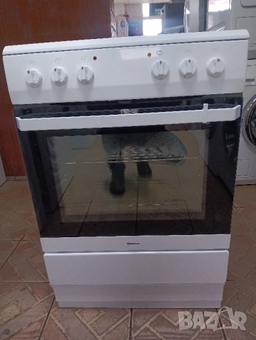 Уникална свободно стояща печка с керамичен плот Gram с две години гаранция!, снимка 5 - Печки, фурни - 52150359