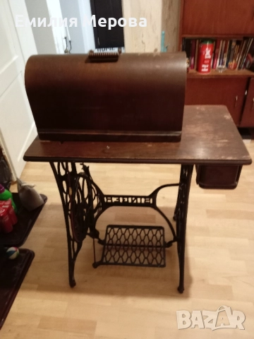 Продавам АНТИЧНА Шевна Машина SINGER , снимка 7 - Антикварни и старинни предмети - 52282932