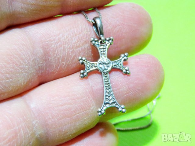 стар арменски сребърен кръст Хачкар - за защита от зли сили, лекуващ и даващ живот сребро