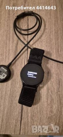 Смарт часовник Samsung, снимка 2 - Смарт часовници - 52595129