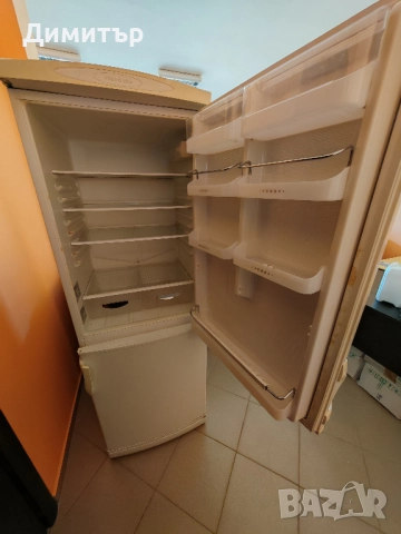 Продавам хладилник Горение Gorenje, снимка 2 - Хладилници - 52746723