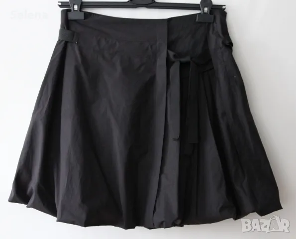 Ефектна черна пола 