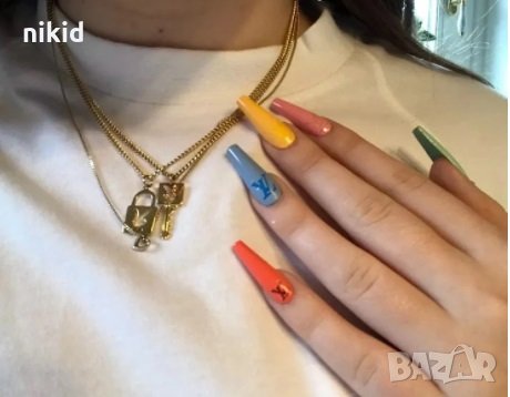 playboy Плейбой златисто колие синджир с висулка заек зайче катинар ключ , снимка 7 - Колиета, медальони, синджири - 33378862