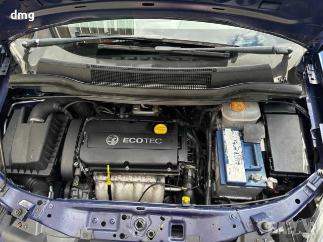 Опел Зафира 1.6 бензин, 2012г, снимка 14 - Автомобили и джипове - 52031032