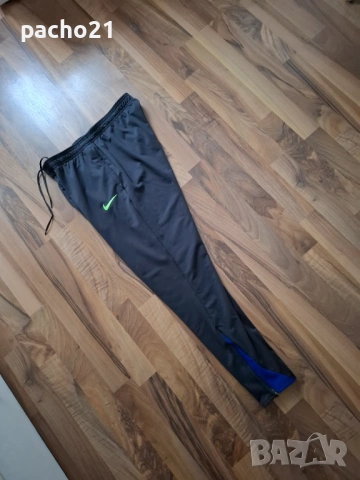 Nike FC Barcelona, снимка 7 - Спортни дрехи, екипи - 53507437