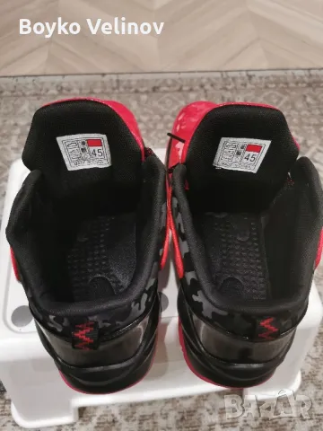 продавам нови маратонки, супер леки и удобни номер 45 за 85 лв , снимка 2 - Маратонки - 48998795